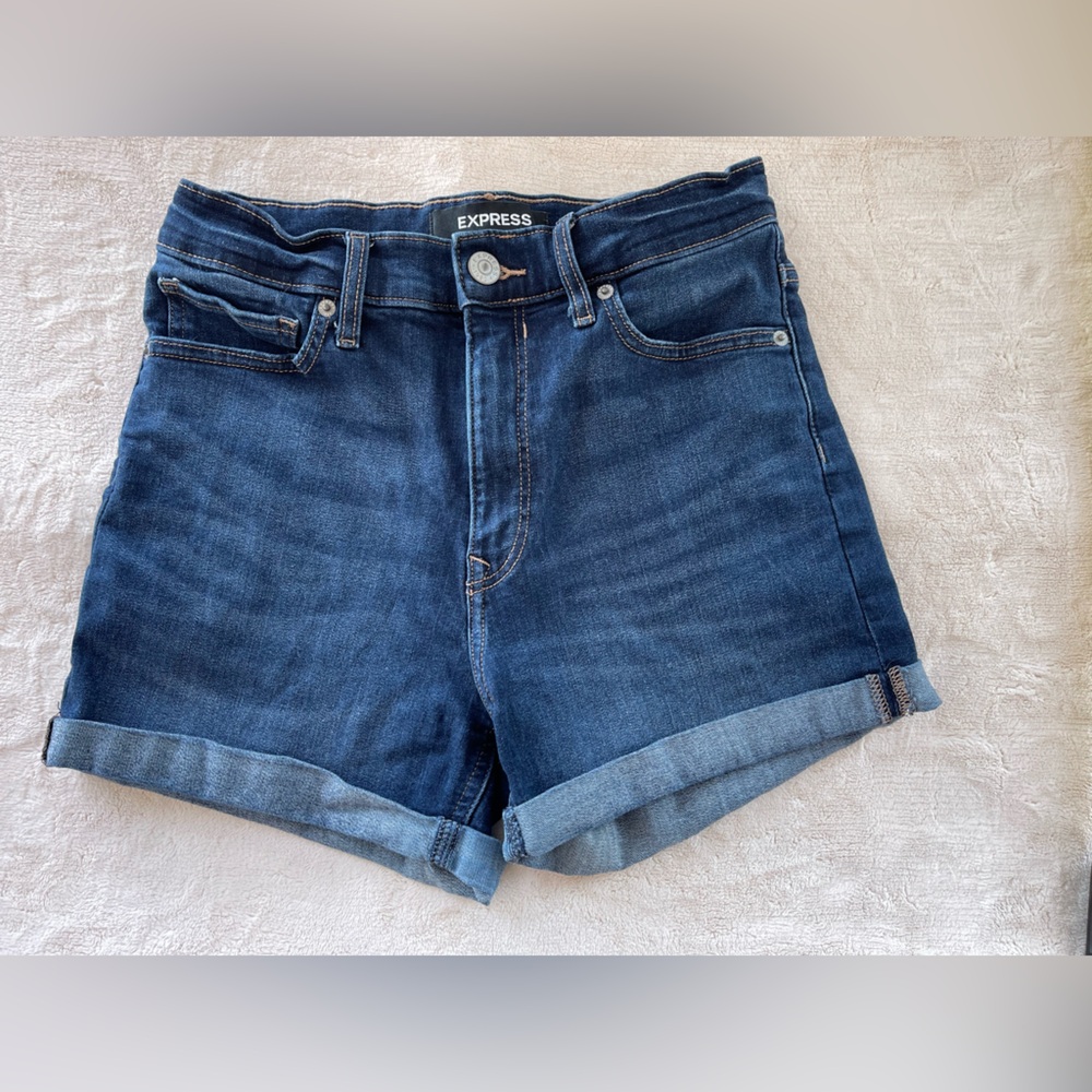 Express Women's MIDI HIGH RISE STRETCH+ Blue Denim Shorts SIZE 4